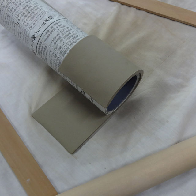 粘土を筒に巻き付けて作るコップ 陶 粘土を筒に巻き付けて作るコップ 陶